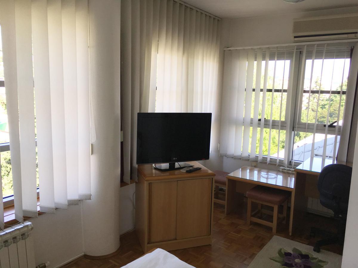 Apartmani Olimpus Banja Luka Exteriör bild